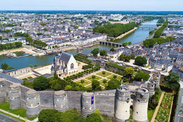 Luxury Private Transfer: Paris to Angers in Style
