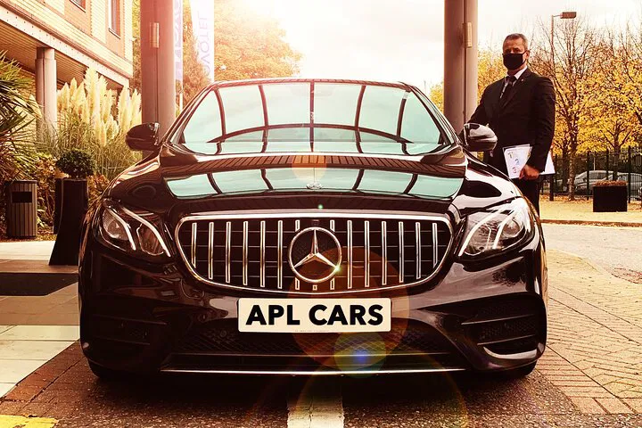 Effortless Gatwick-Southampton Transfers: Arrive in Style & Comfort