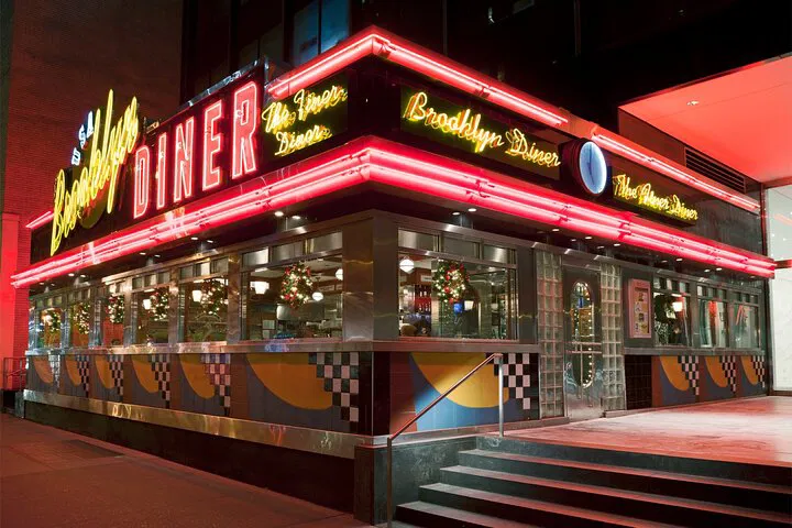 Brooklyn Diner: Cheeseburger, Fries & Shake Combo!