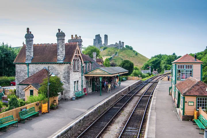 Jurassic Coast Tour: Private Ride from Southampton