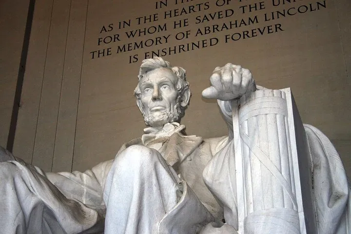 Discover DC's Treasures: A Personalized 3-Hour Private Tour