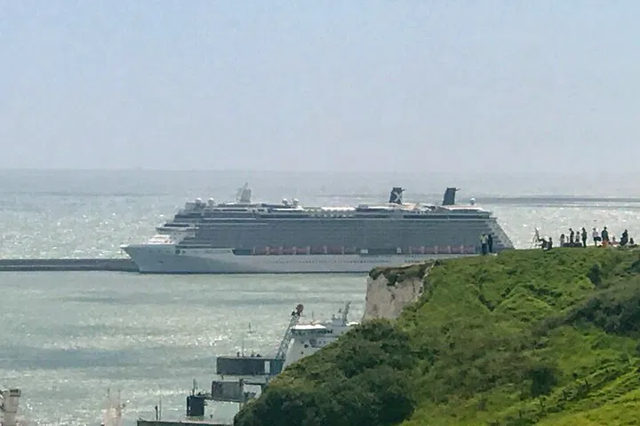 Seamless Transfers: Dover Cruise Port to London Luton Airport
