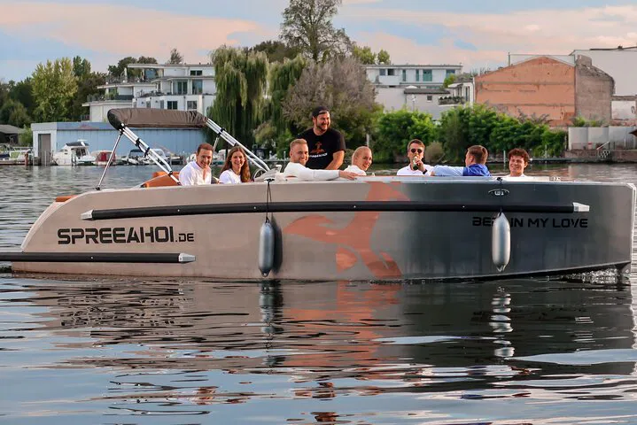 Captain Your Own Adventure: Electric Boat Rental in Berlin!
