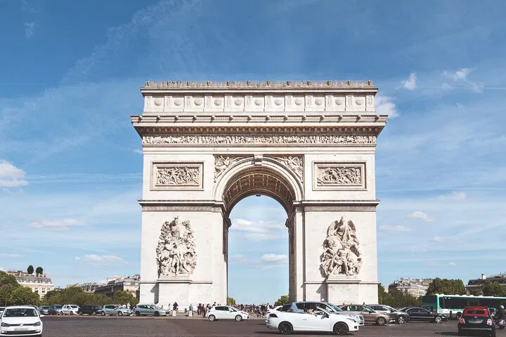 Paris & Giverny Day Trip: Unveiling Art, History, and Monet's Garden