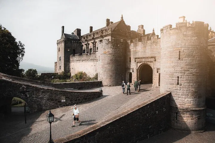 Uncover Scotland's Majesty: Loch Lomond & Stirling Castle Private Tour