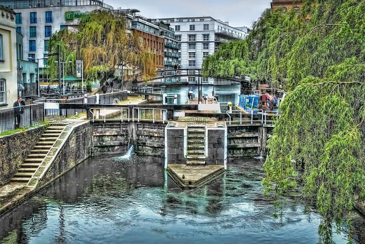Uncover London's Hidden Gems: A Luxurious Market Tour