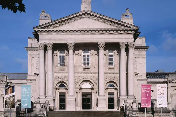 Unlock British Art History: A Private Guided Tour of Tate Britain
