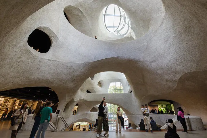 Explore NYC's American Museum of Natural History