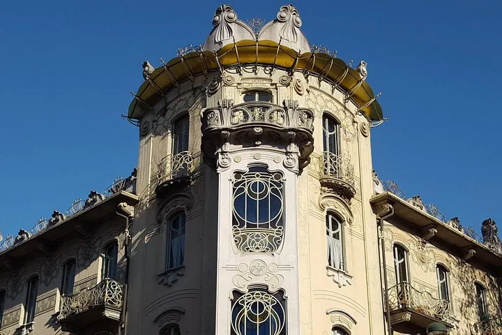 Turin's Art Nouveau Charm: A Captivating Walking Tour & Coffee Break