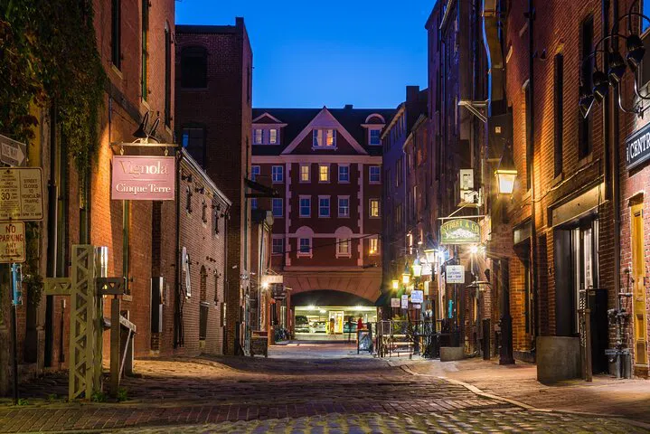 Uncover Portland's Hidden Gems: An Audio-Guided Walking Adventure