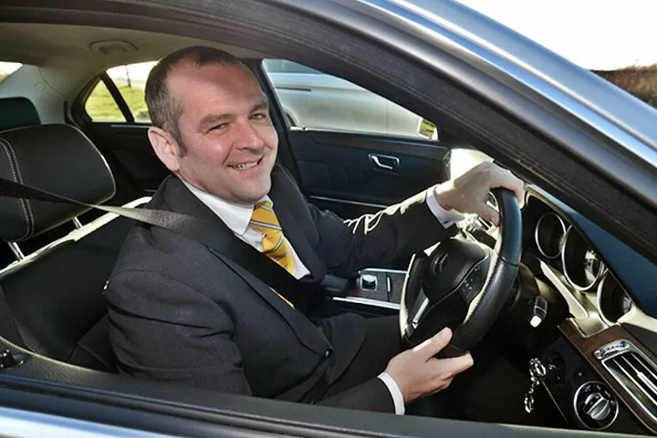 Luxury Airport Transfers: Heathrow to Lincolnshire in Style