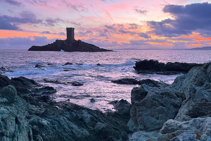 Golden Island Sunset Snorkel: Aperitif & Swim