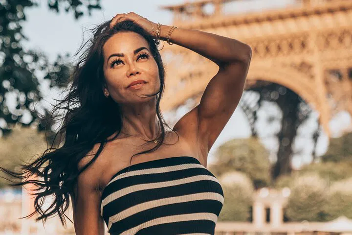 Capture Your Parisian Dream: Personalized Photoshoot Experience