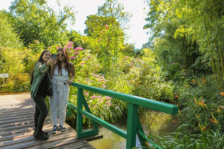 Versailles & Giverny Day Trip: Palace & Monet's House