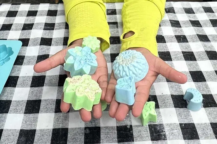 Unleash Your Creativity: Melt & Pour Soap Making Class in Belize!