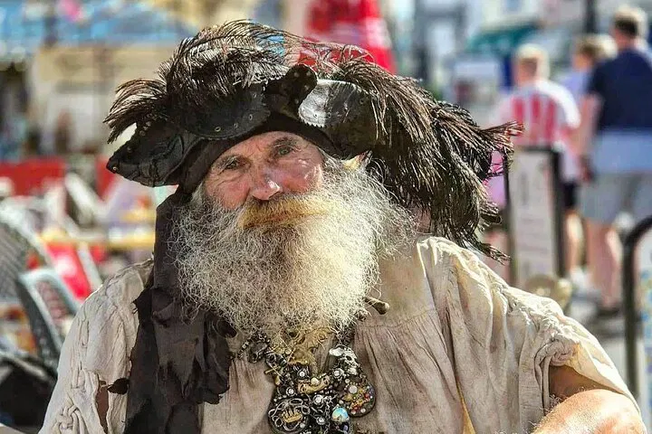 Brixham Pirate Tour: 2-Hour Walking Adventure!