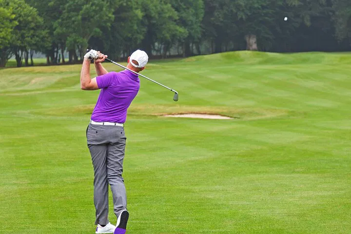 Unveiling Golf's Origins: A Luxurious Black Cab Tour of Scotland's Fairways