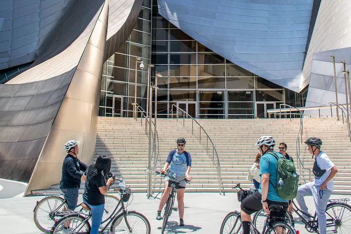 Downtown LA Bike Tour: Explore History and Culture on Two Wheels!