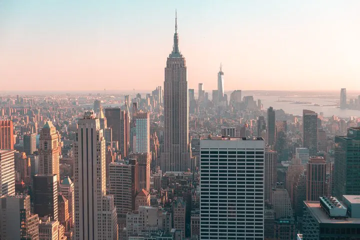 Explore NYC's High Line: A Self-Guided Audio Adventure Through History & Modern Marvels