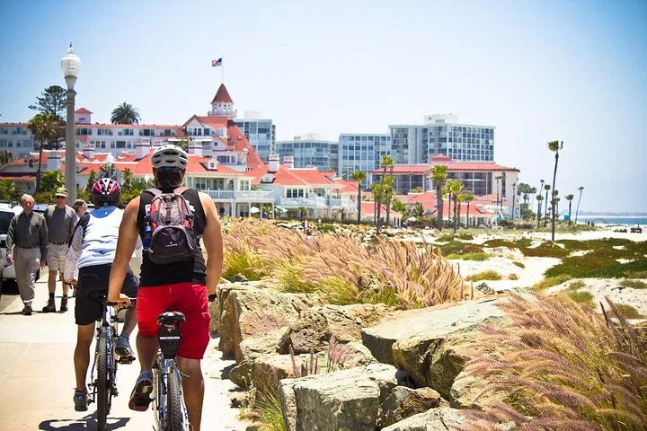 Glide Through Paradise: Coronado's Effortless Bike Tour