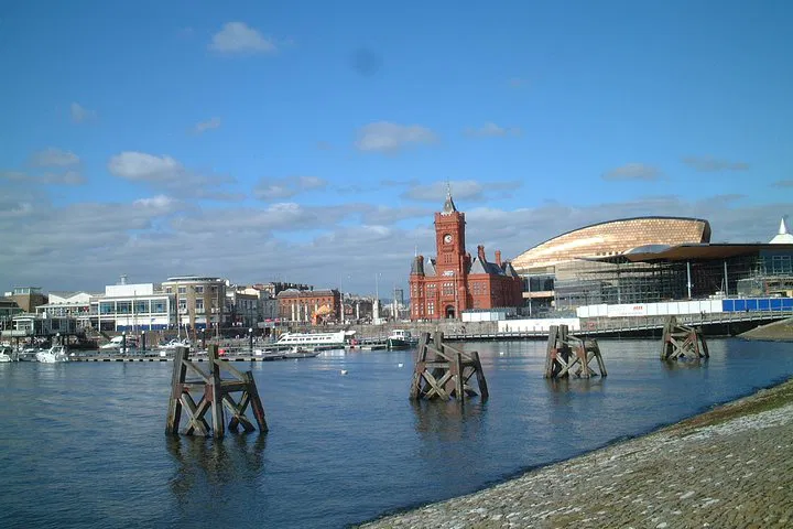 Cardiff's Cinematic Magic: A Dr. Who Adventure from London
