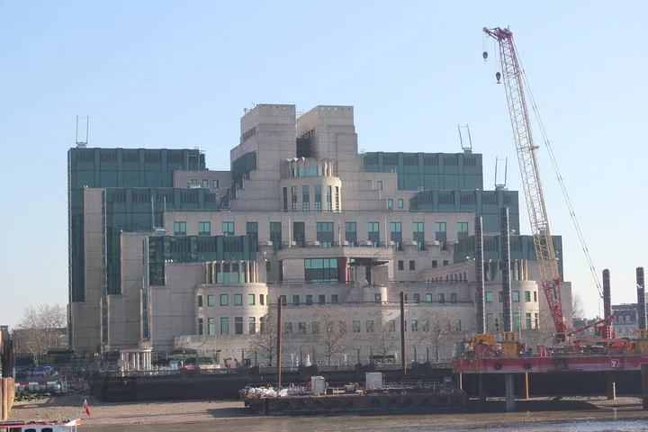 Uncover London's Secrets: A Private James Bond Spy Adventure!