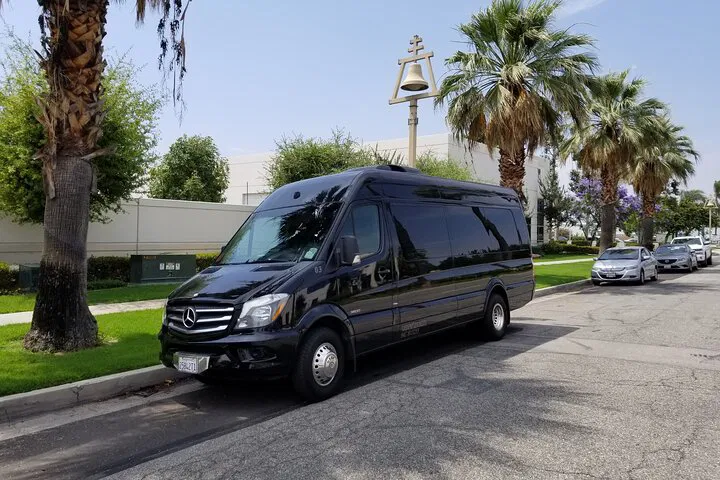 Discover Orange County: A Luxurious Private Day Trip from LA