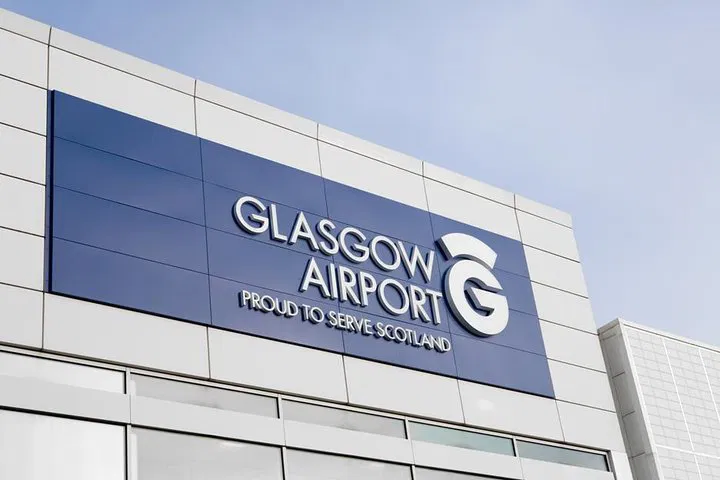 Glasgow Airport Transfer: Travel in Luxury & Style