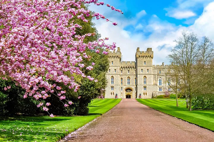 Windsor Castle Shore Excursion: A Royal Day Trip from Southampton