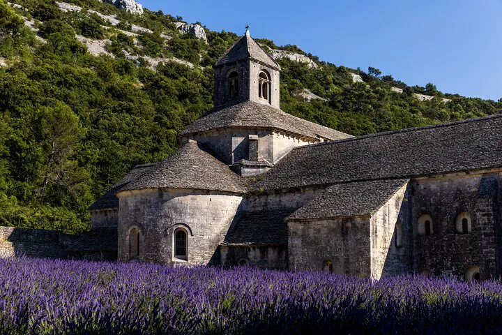 Provence on Your Terms: Audio Tour & Village Escapes