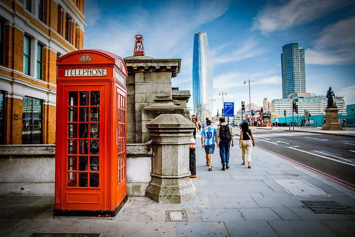 London's Local Lore: Your Private, Personalized City Adventure