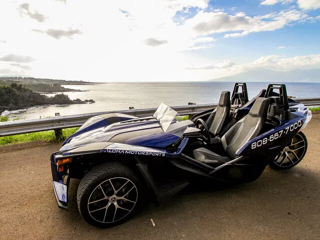 Oahu's Top Sights: An Unforgettable Slingshot Aloha Tour