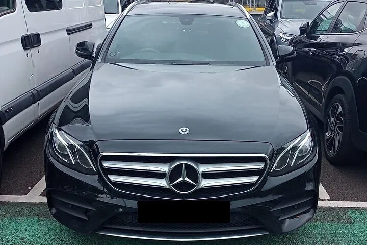 Stress-Free Stansted-Luton Transfer: Arrive Refreshed!