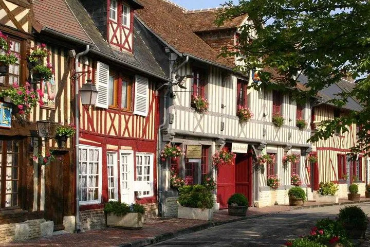 Normandy Gastronomic Escape: Cheese, Cider & Charming Villages from Paris