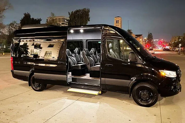 Stress-Free BWI Arrival: Private Transfer to Baltimore City Center