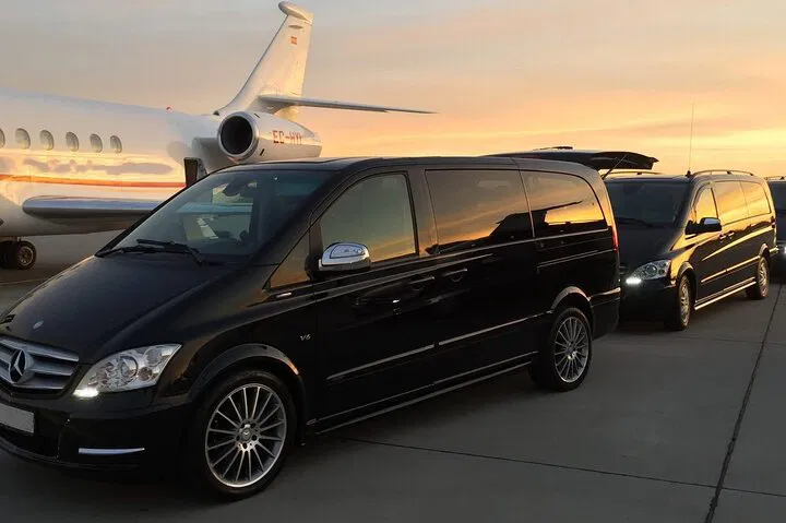 Stress-Free Edinburgh Airport Transfers: Private & Comfortable Round-Trip