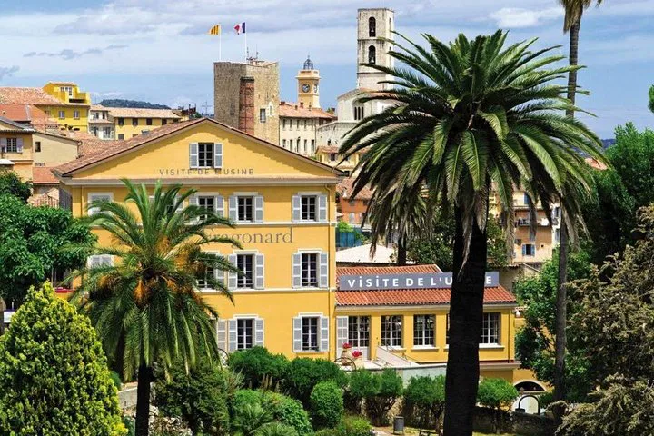 Cannes Coastline: Grasse, Antibes, & St. Paul de Vence Private Escape