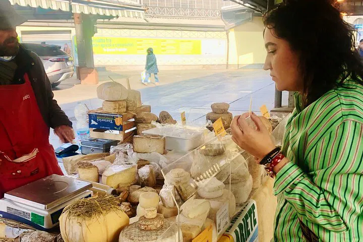 Turin Food Tour: Taste Authentic Flavors with a Chef