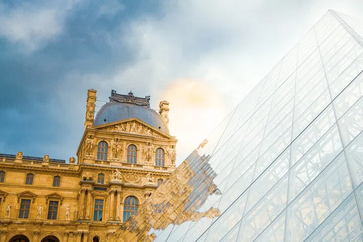 Unveiling Louvre's Secrets: An Intimate Art Adventure