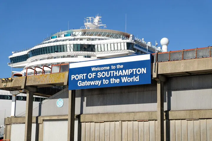 Stress-Free Cruise Transfers: Heathrow to Southampton in Style