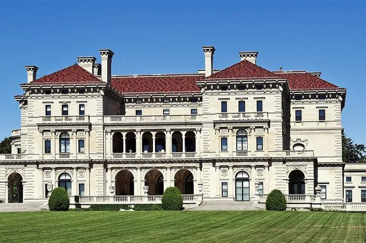 Explore History & Culture: Boston, New Haven & Rhode Island 2-Day Tour