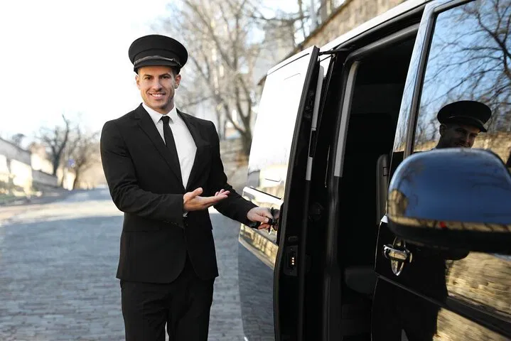 Effortless NYC Arrival: Private Airport Transfer for Ultimate Comfort