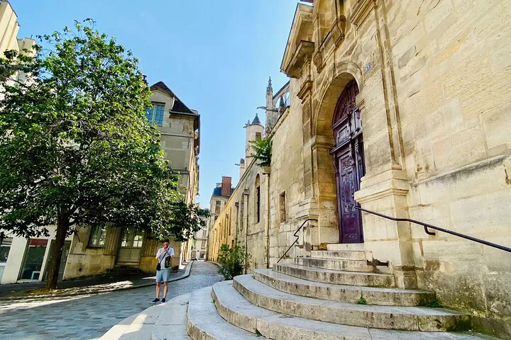 Latin Quarter: Secret Paris Tour & Hidden Gems