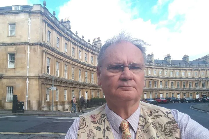 Bath's Best: Unforgettable Expert-Led Walking Tour