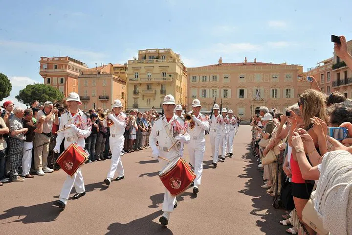 Riviera Glamour: Cannes to Monaco & Èze - A Luxurious Day Trip