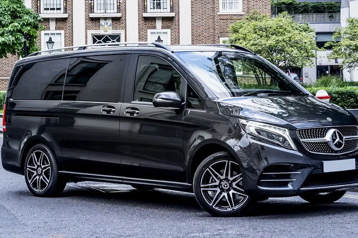 Effortless Glasgow Airport Transfers: Start Your Trip in Style
