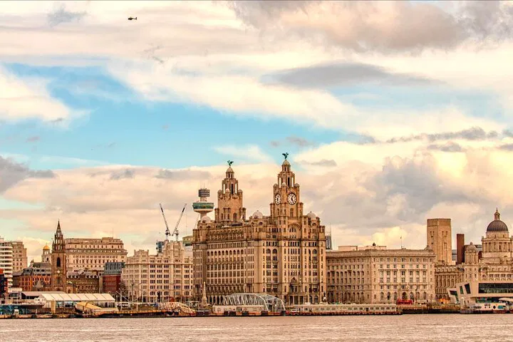 Liverpool in a Flash: Uncover the City's Soul in 60 Minutes!