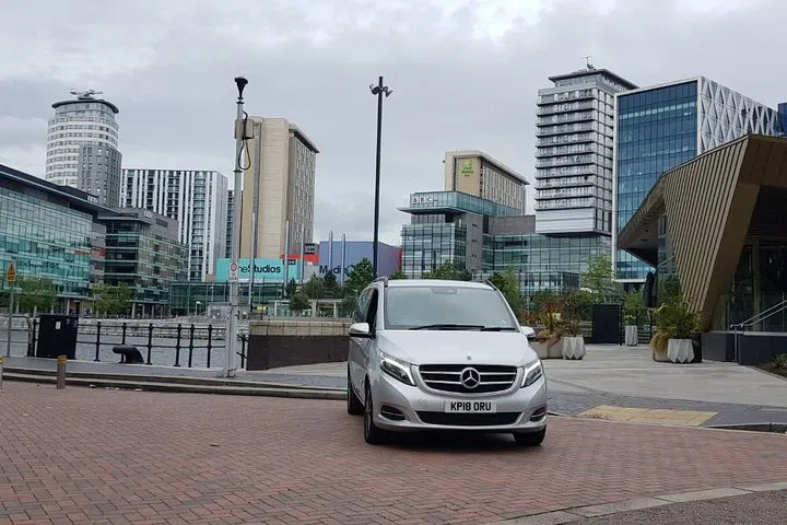 Stress-Free Manchester Airport Transfers: Your Door-to-Door Solution