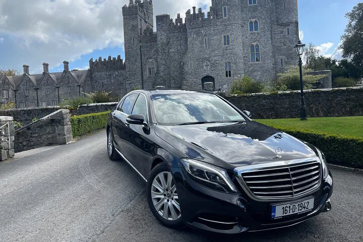 Luxury Door-to-Door Dublin & Killarney Transfers: Comfort & Style