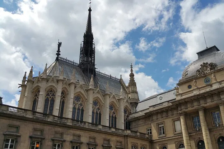 Saint Chapelle Ticket: Skip the Line & See Paris!